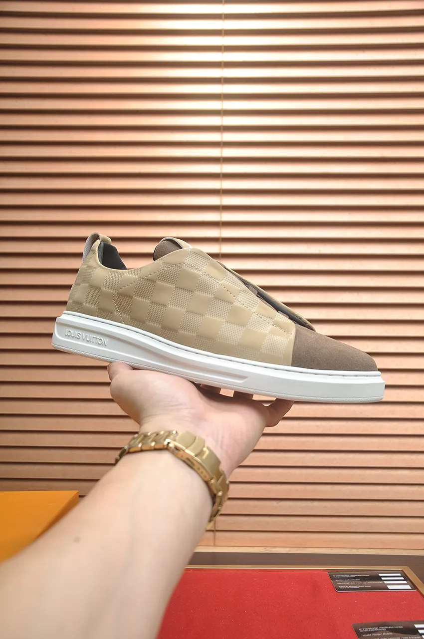Men's shoes💰460💶【LOUIS VUITTON】Same model from LV.Louis Vuitton official website [satisfied] original single hot model LV original factory cowhide material👑1:1 original plate sheepskin lining, body accessories one to one mold opening💪 counter quality 🙏 Dear friends, if you still worry about wearing matching shoes💋, then these shoes are your best choice🎁🎁! 38-45 (45 is custom-made and cannot be returned or exchanged)